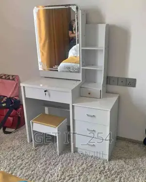 Dressing Table
With Sliding Mirror
Dimensions 136x90*36cm