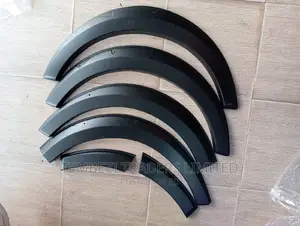 Black Fender Trim Hiace 7L Box