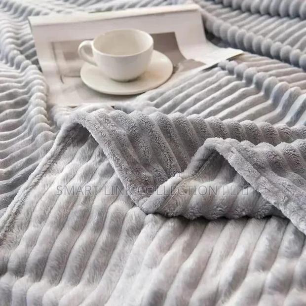 Fleece Blanket - thumbnail 2