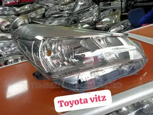 Headlights Toyota Vitz
