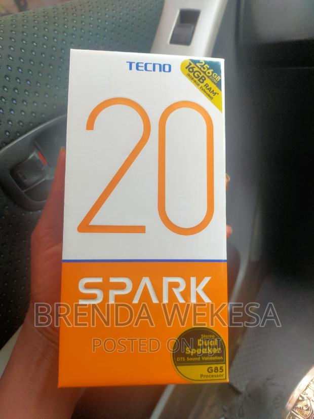 New Tecno Spark 20 256 GB Black - main view