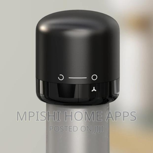 Red Wine Bottle Stopper - main view