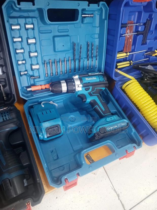 Powerful 21v Makita Cordless Drill