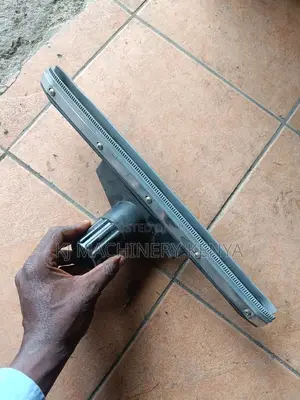 Carpet Cleaner Squeegee