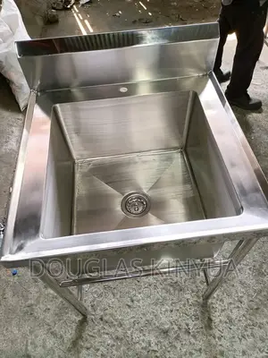 Washing Sink:Single Bowl Sink.