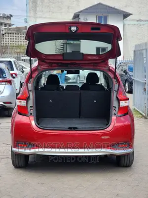 Nissan Note 1.2 Hybrid NISMO 2017 Red