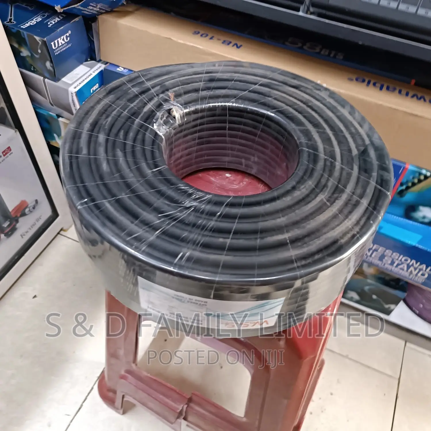 4 Core Black Speaker Cable