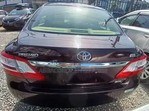 Toyota Premio 2016 Burgundy