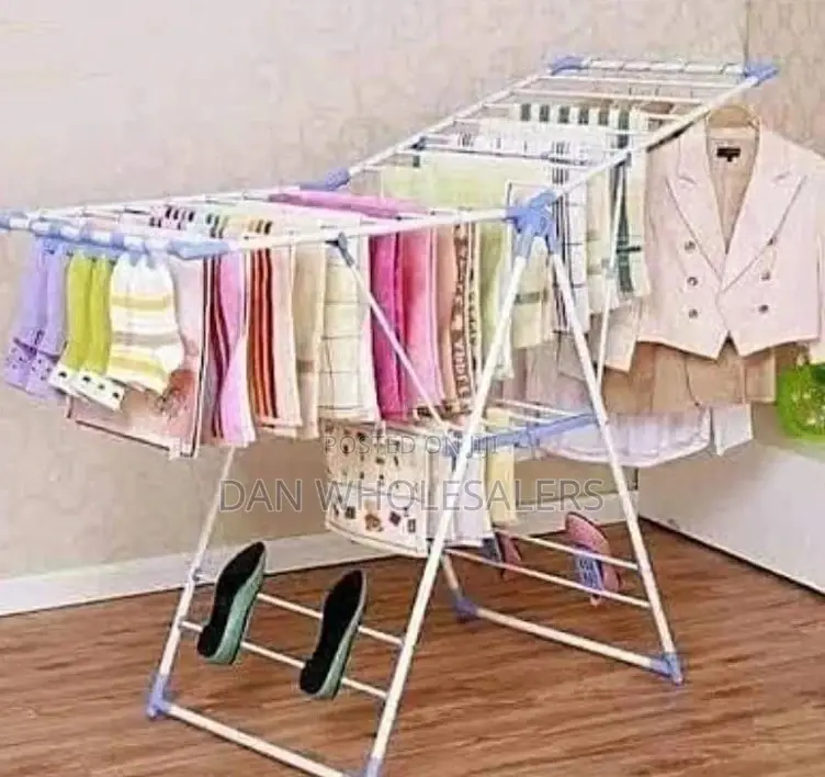 Sleek and Cute Cloth Rack