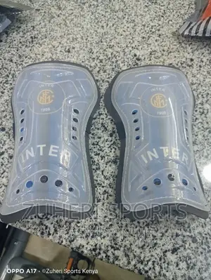 Shin Guard for Football Aerated Thick Padding Inter