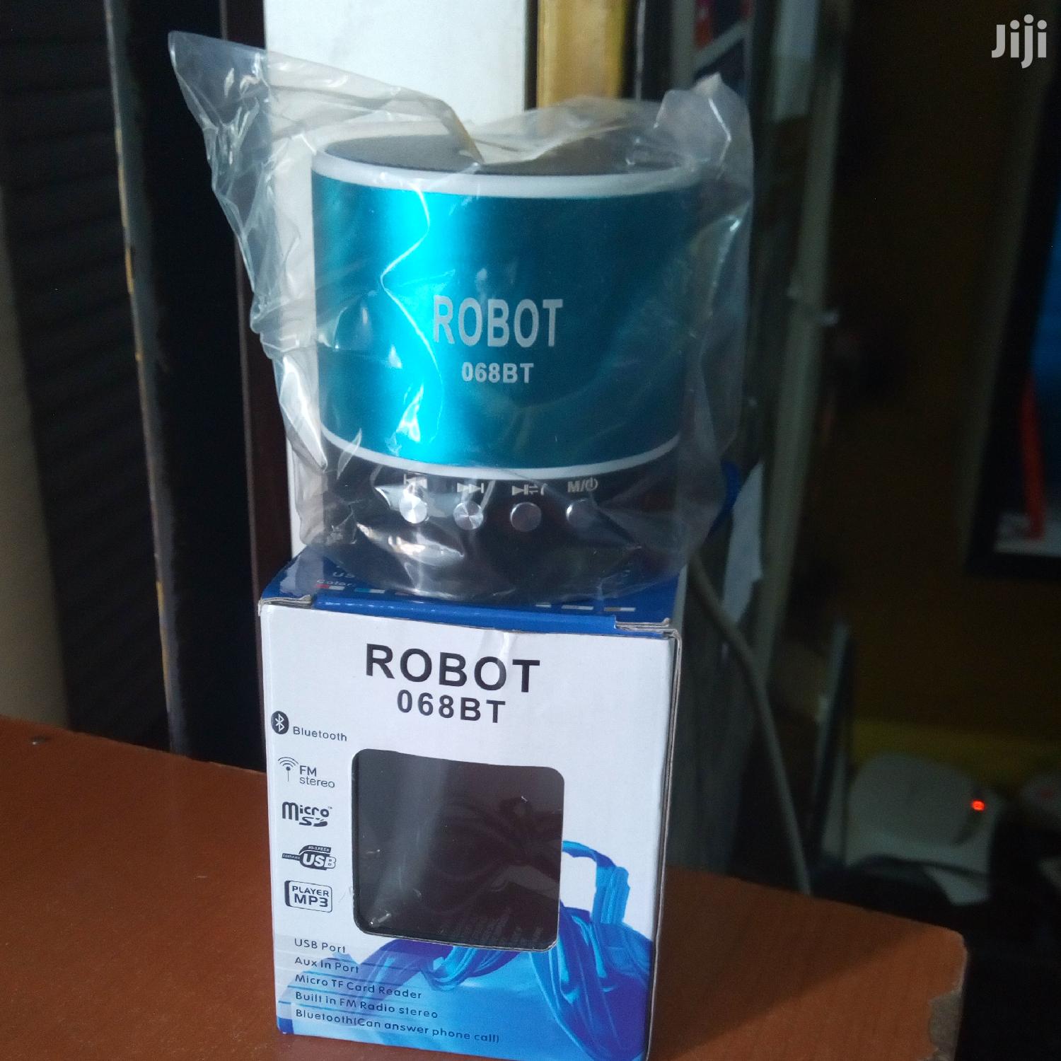 068BT Robot Radio