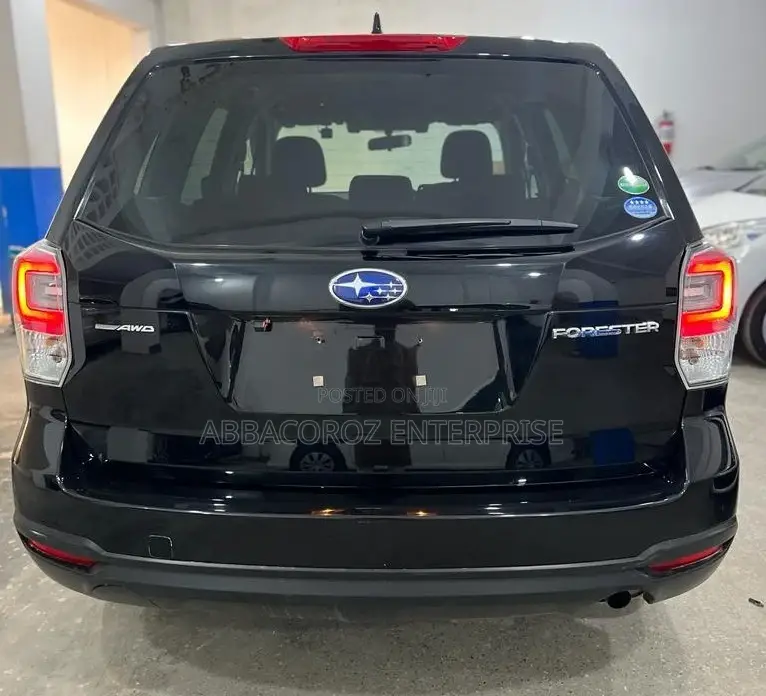 Subaru Forester 2.5i Limited AWD 2017 Matt Black