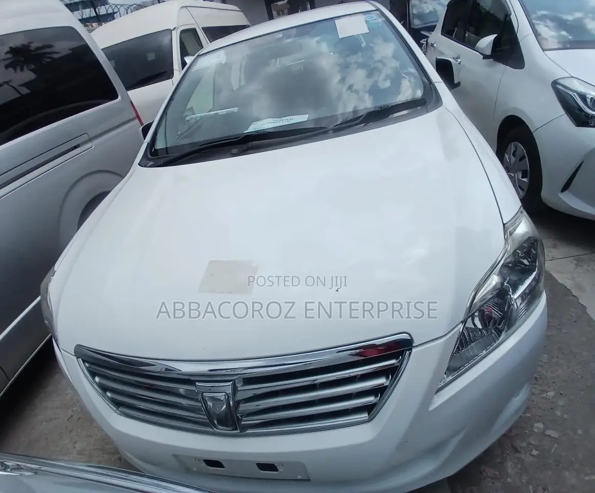 Toyota Premio 1.8 AWD 2016 Pearl