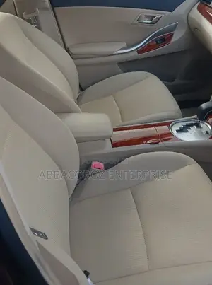 Toyota Premio 1.8 AWD 2016 Pearl