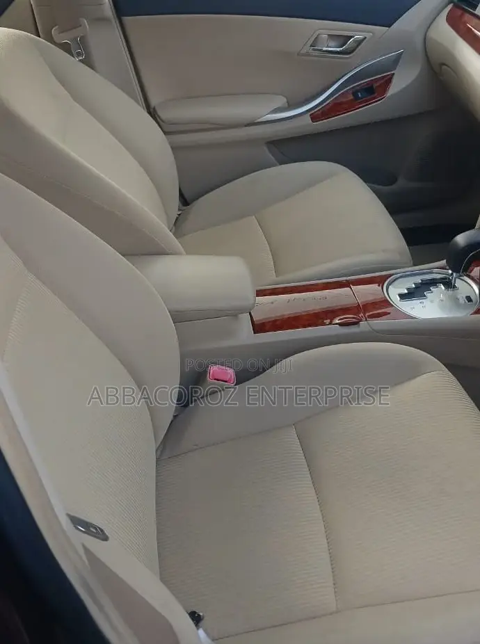 Toyota Premio 1.8 AWD 2016 Pearl