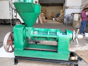 Cold Press Oil Extractor Machine - main view