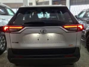 Toyota RAV4 2017 Pearl