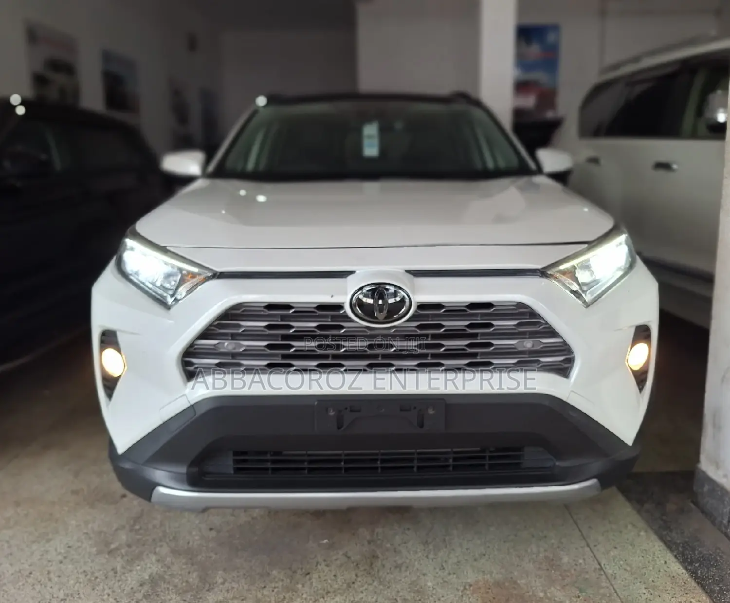 Toyota RAV4 2017 Pearl