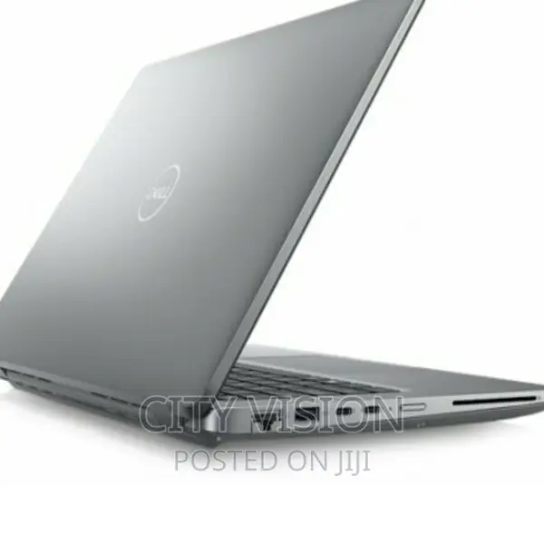New Laptop Dell Latitude 5440 16GB Intel Core I7 SSD 512GB