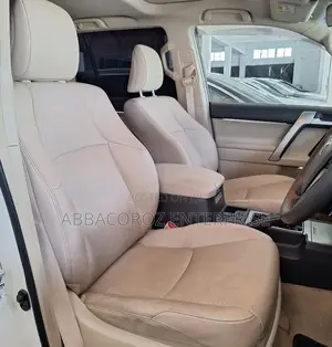 Toyota Land Cruiser Prado 2.7 2018 Pearl