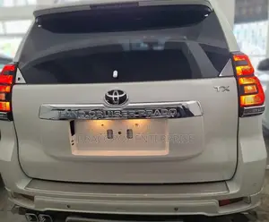 Toyota Land Cruiser Prado 2.7 2018 White