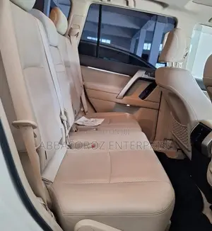 Toyota Land Cruiser Prado 2.7 2018 White
