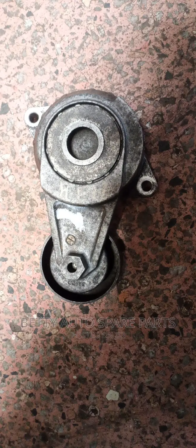 Honda Fit Tensioner