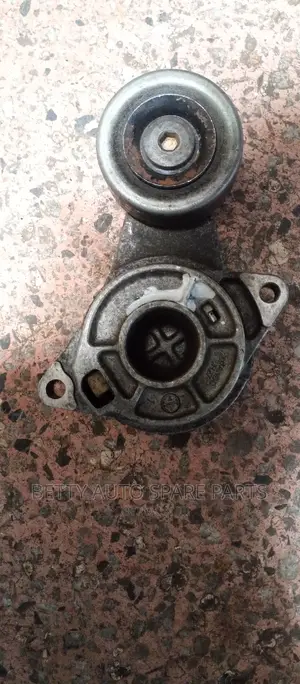 Honda Fit Tensioner