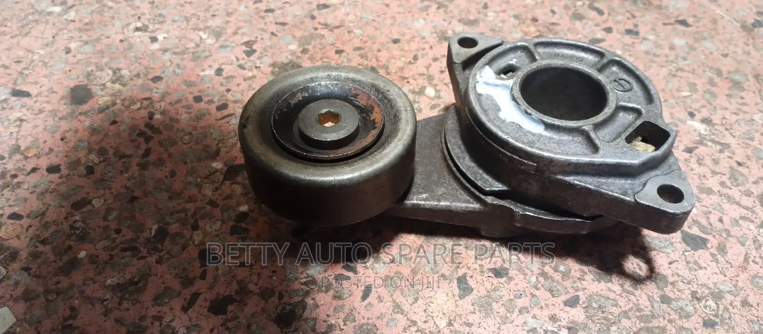 Honda Fit Tensioner