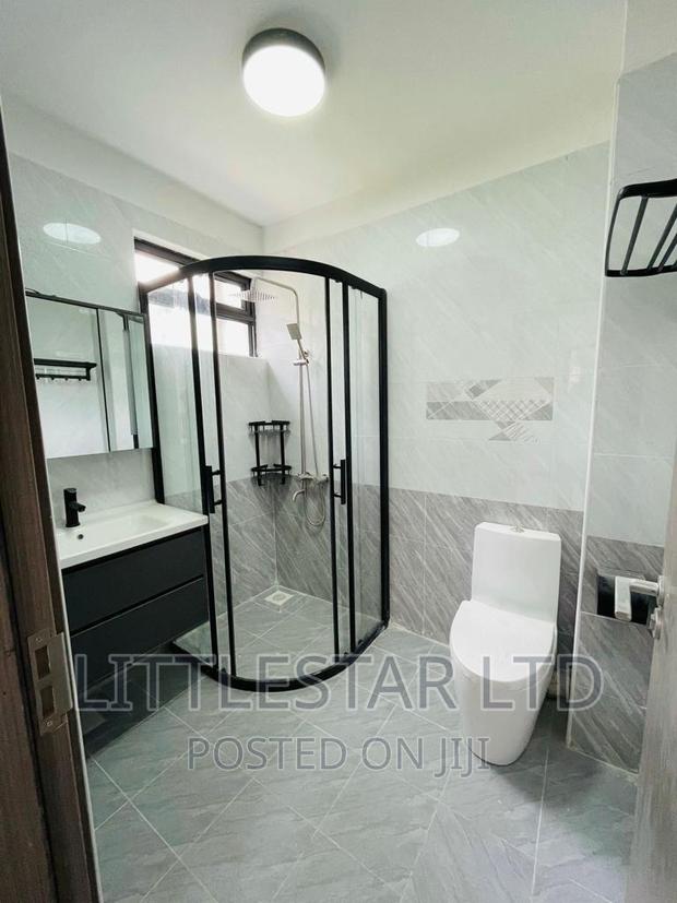 2bdrm Apartment in Royal Garden, Hurlingham for sale - thumbnail 8