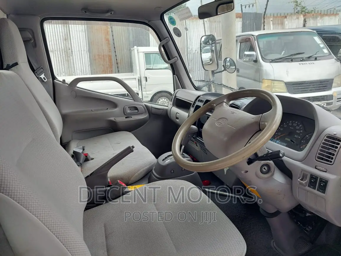 Toyota Dyna Truck