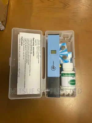 TDS Meter Pocket Type 10/1990 Chins
