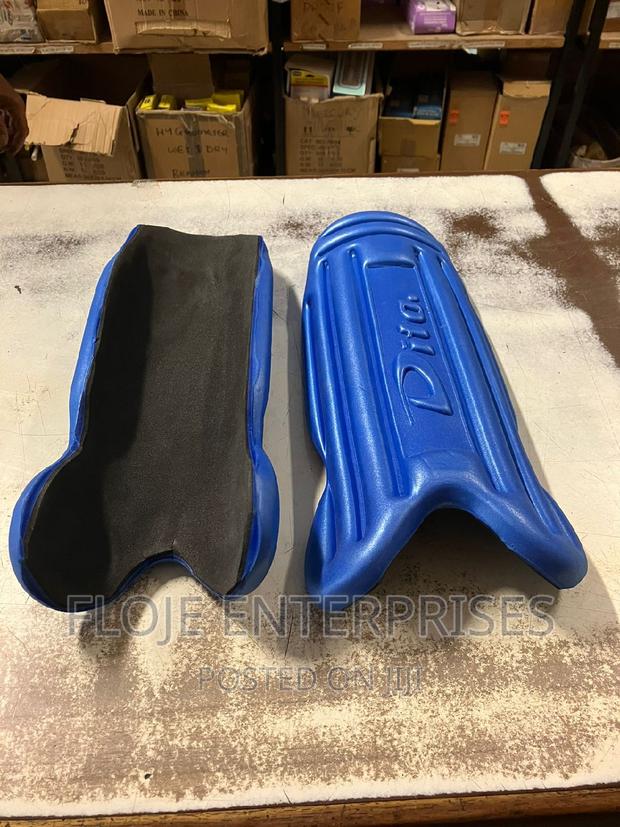 Hockey Shin Guards Dita