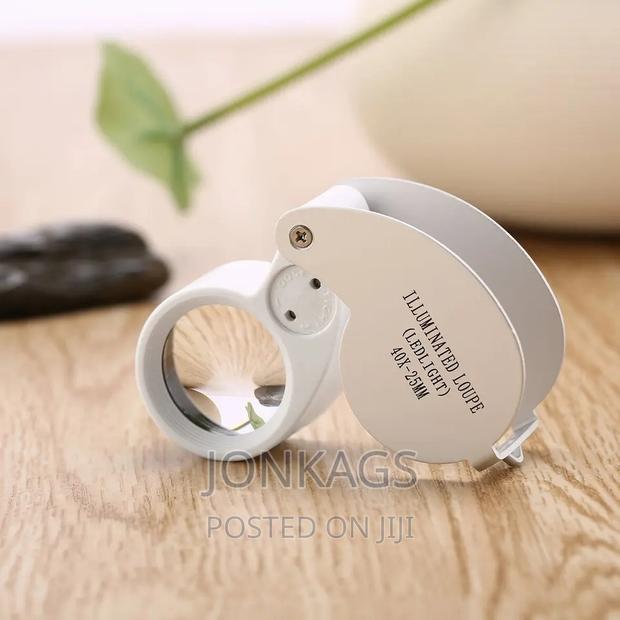 40X Jewelry Jade Magnifying Glass - thumbnail 2