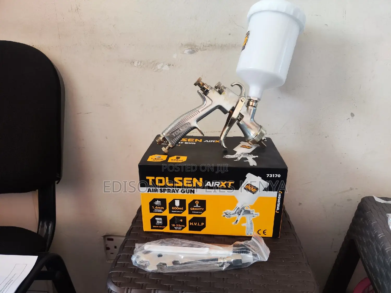 Tolsen Air Spray Gun 600ml Car Paint Sprayer Gun Hvlp Guns