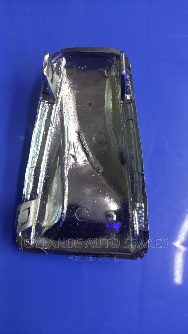 Premio 265 Grille Logo - main view