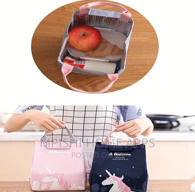 Simple Insulated Lunch Bag - main view