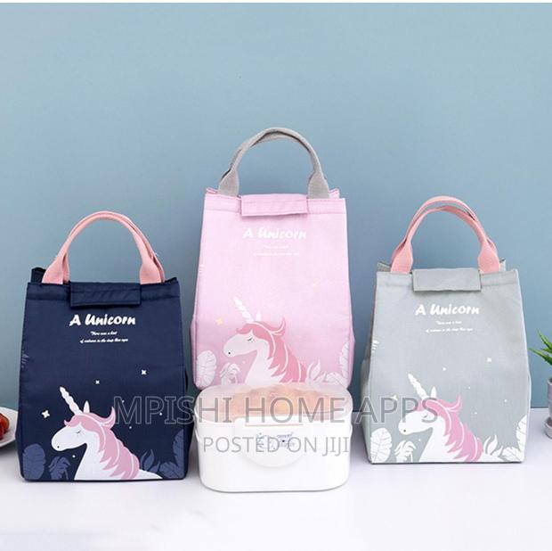 Simple Insulated Lunch Bag - thumbnail 4