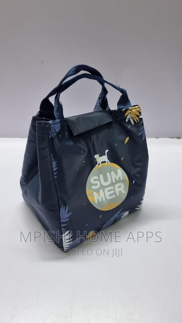 Simple Insulated Lunch Bag - thumbnail 6