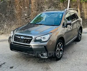 Subaru Forester 2.0XT Touring AWD 2017 Brown