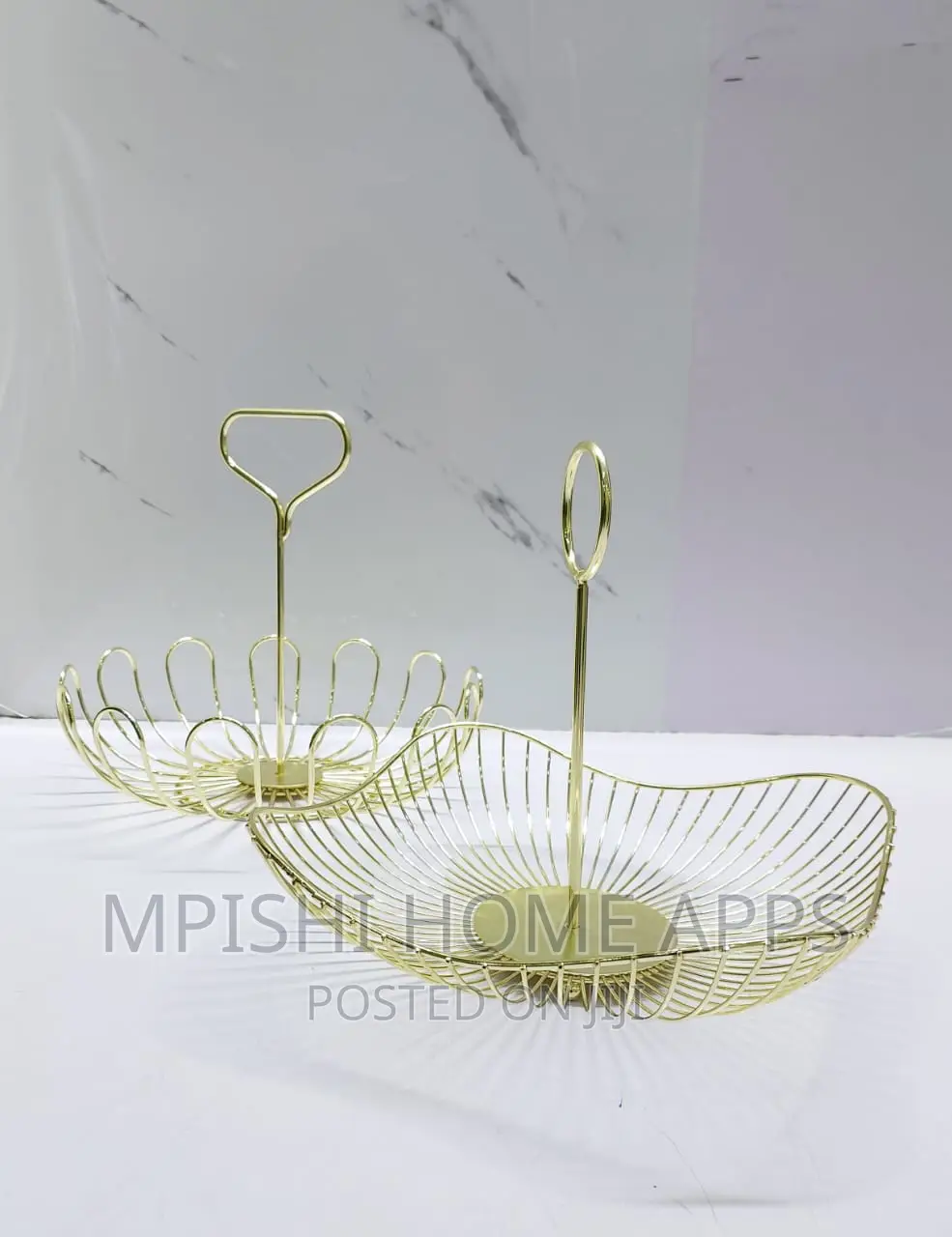 Detachable Metallic Fruits BASKET With Stand 
Size 33cm