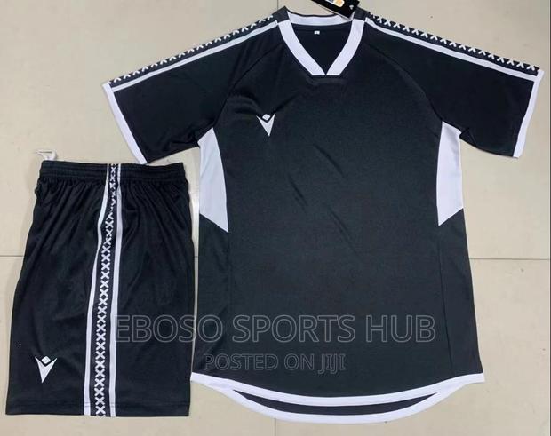 Football Jerseys - thumbnail 3