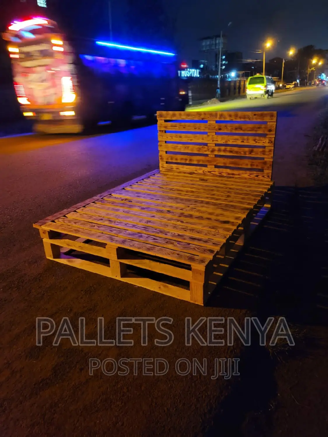 Pallet Bed- 5*6 Detachable and Blazed Pallet Bed. (FD02)