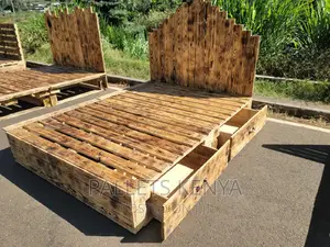 Pallet Bed- 5*6 Blazed Pallet Bed With Drawers. (FD07 )