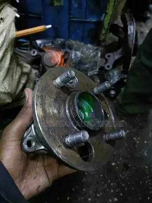 Rear Hub Corolla 100