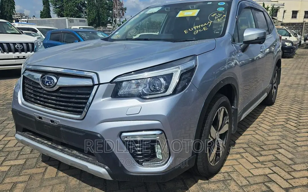 Subaru Forester 2018 Silver