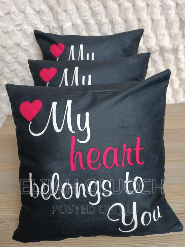 Classic Throw Pillow Cases - thumbnail 3