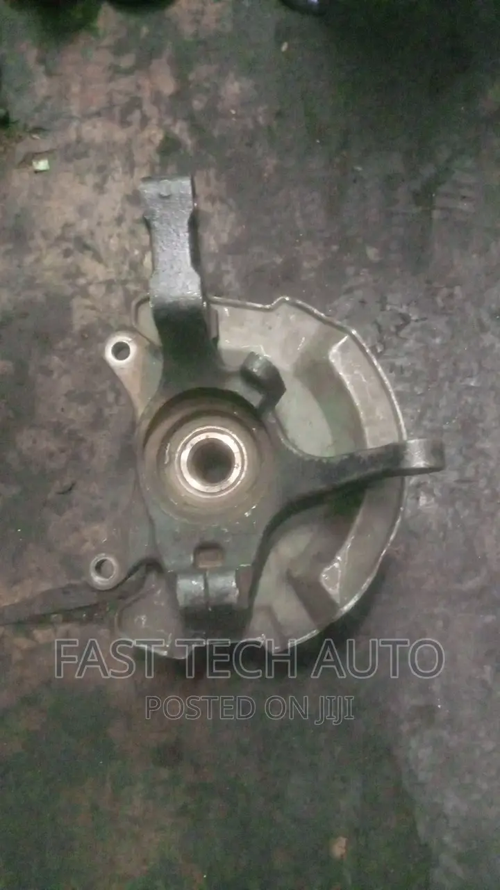 Suzuki Swift Front Hubs
