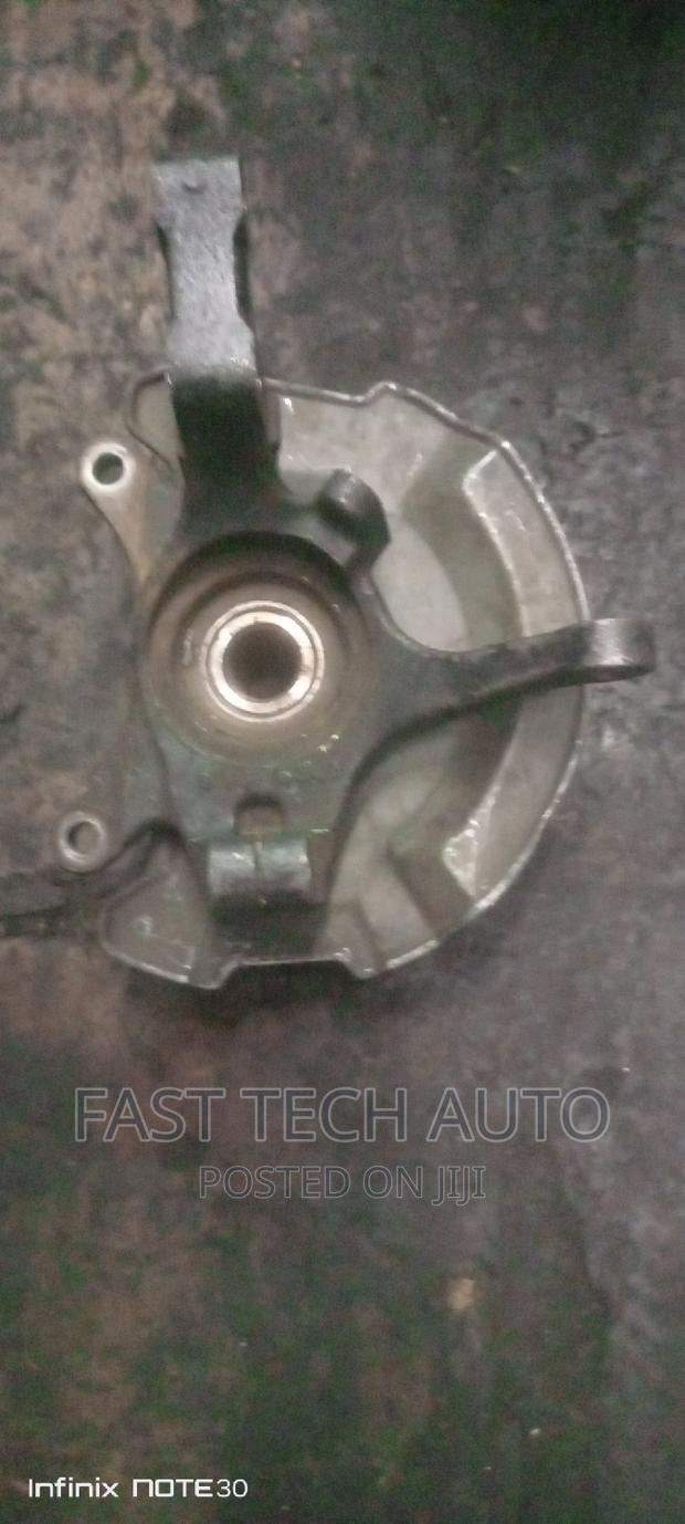 Suzuki Swift Front Hubs - thumbnail 2