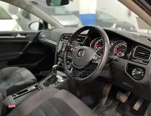 Volkswagen Golf 2017 Matt Black